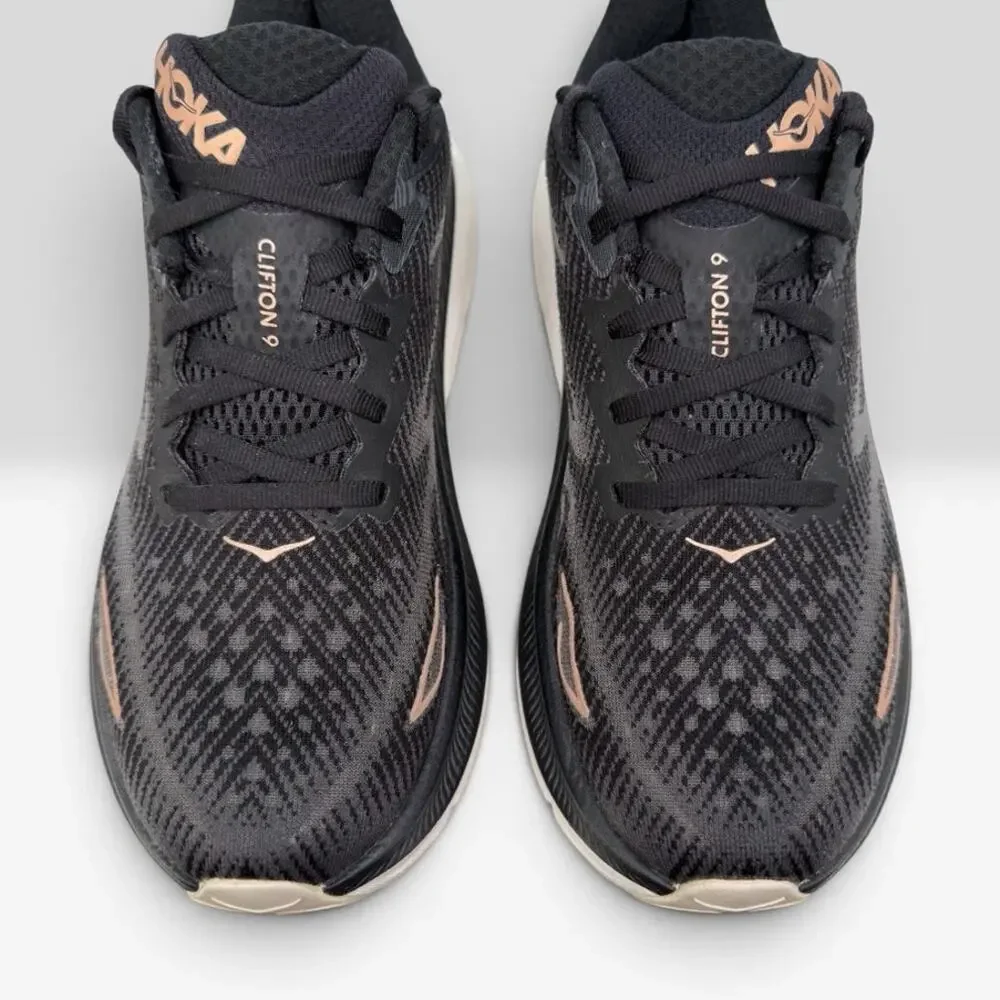 Hoka One One hoka one